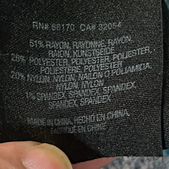 Anthropologie Akemi + Kin Kaleidoscope Multicolor Soft Knit Mini Dress Size XS - Picture 15 of 16